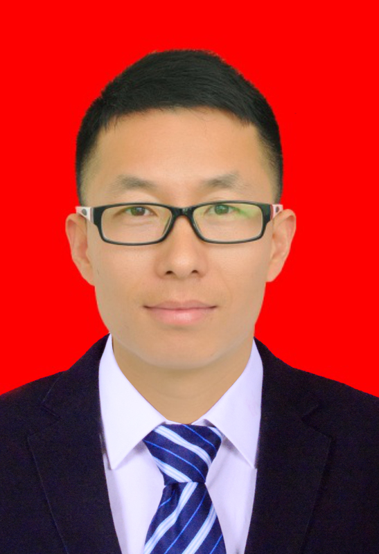 陈泽雄.jpg