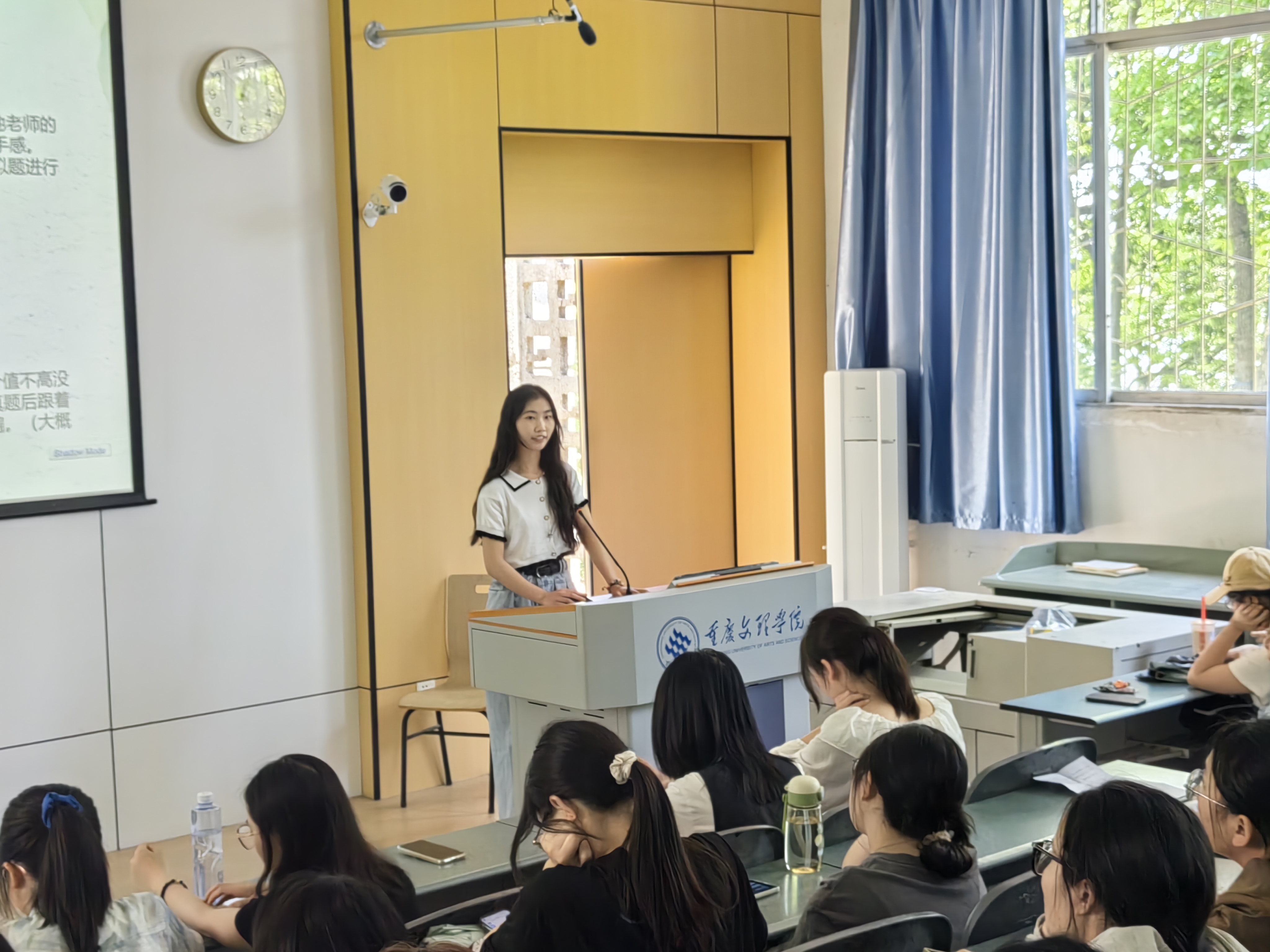 余同学.jpg